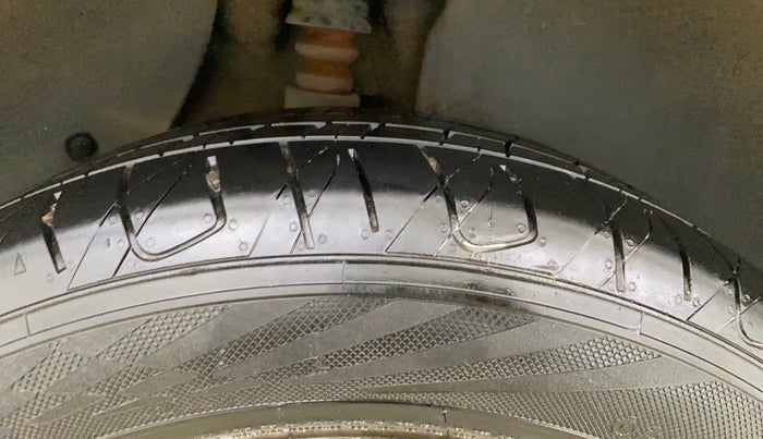 2018 Hyundai Creta SX PLUS AT 1.6 PETROL, Petrol, Automatic, 33,321 km, Right Rear Tyre Tread