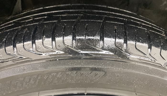 2021 Tata NEXON XMA PETROL, Petrol, Automatic, 18,027 km, Right Front Tyre Tread