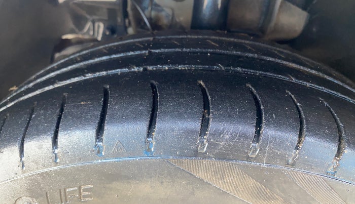 2020 Tata Tiago XZ PETROL, Petrol, Manual, 1,38,921 km, Left Front Tyre Tread