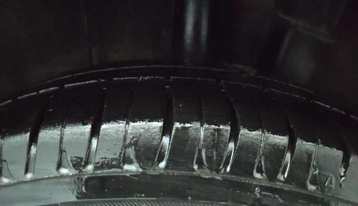 2017 Hyundai Grand i10 ASTA 1.2 KAPPA VTVT, Petrol, Manual, 47,722 km, Left Rear Tyre Tread