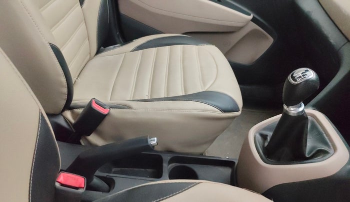 2017 Hyundai Grand i10 ASTA 1.2 KAPPA VTVT, Petrol, Manual, 47,722 km, Gear Lever