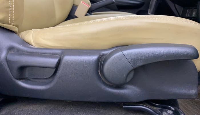 2019 Honda Jazz 1.2L I-VTEC VX CVT, Petrol, Automatic, 29,237 km, Driver Side Adjustment Panel