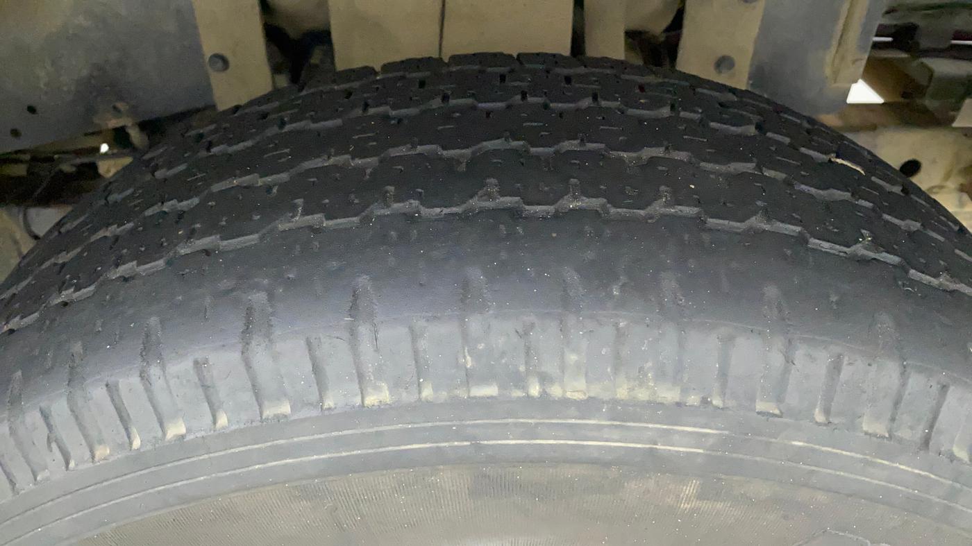 2019 Mahindra Thar CRDE 4X4 AC, Diesel, Manual, 54,575 km, Right Front Tyre Tread
