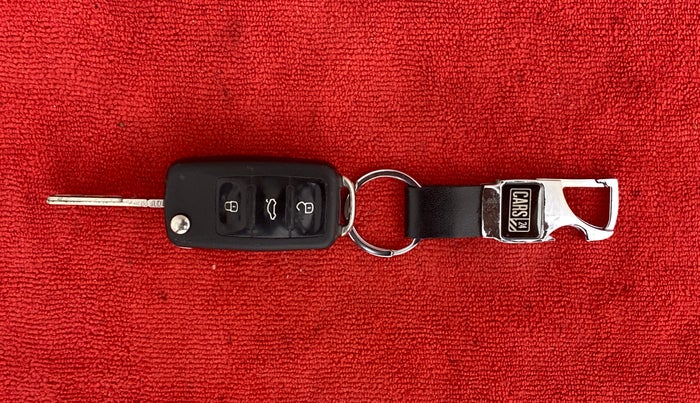 2018 Skoda Rapid STYLE 1.5 TDI AT, Diesel, Automatic, 71,875 km, Key Close Up