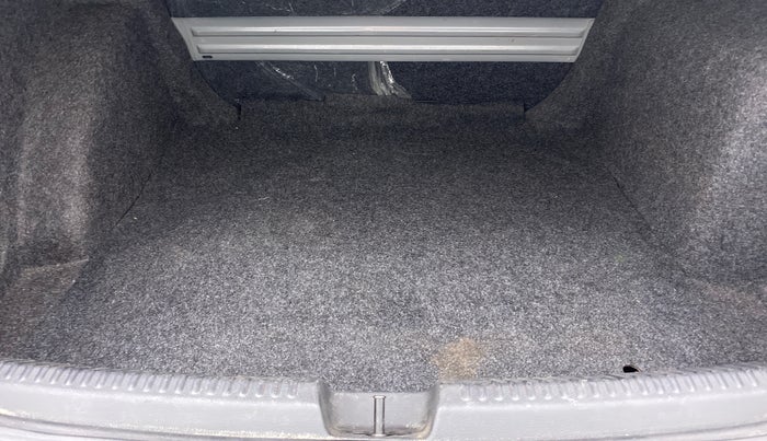 2018 Skoda Rapid STYLE 1.5 TDI AT, Diesel, Automatic, 71,875 km, Boot Inside