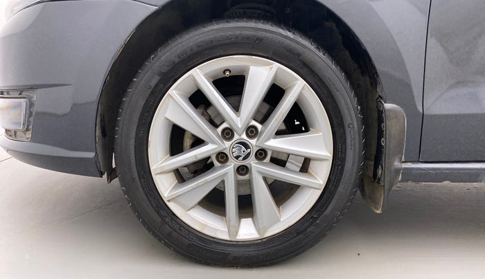 2018 Skoda Rapid STYLE 1.5 TDI AT, Diesel, Automatic, 71,875 km, Left Front Wheel