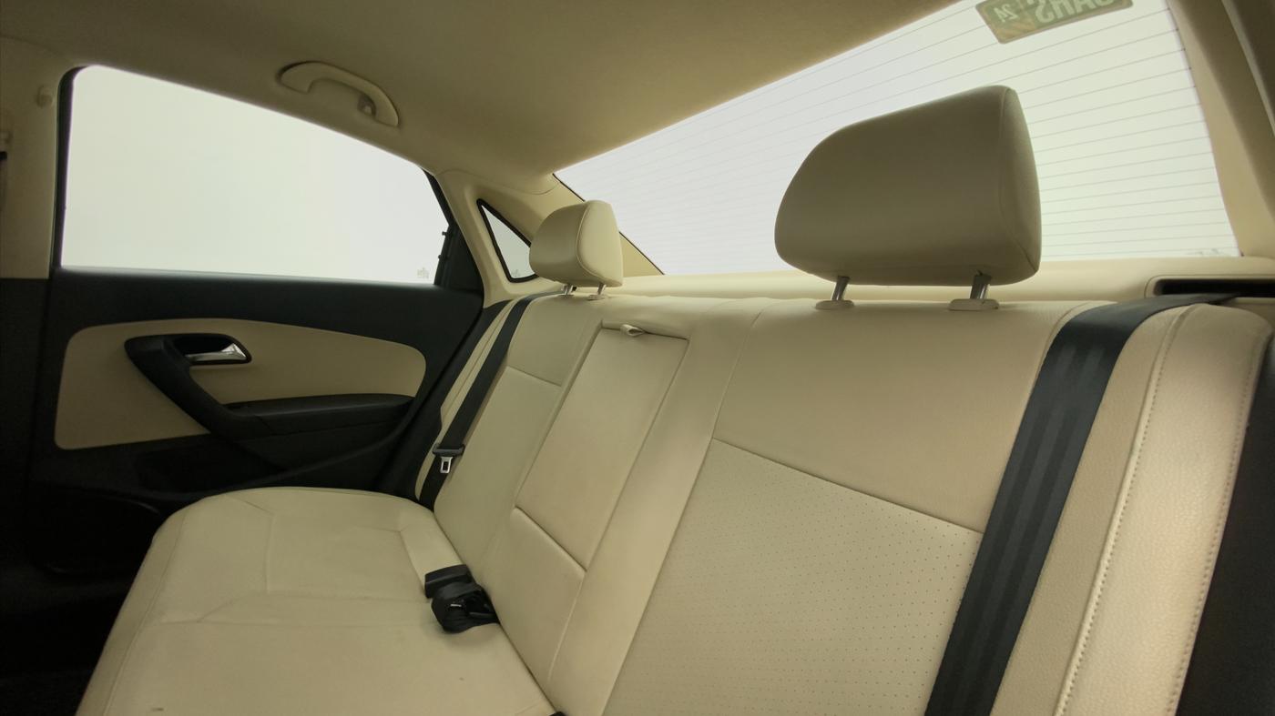 2018 Skoda Rapid STYLE 1.5 TDI AT, Diesel, Automatic, 71,875 km, Right Side Rear Door Cabin