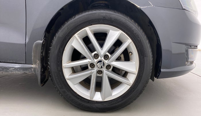 2018 Skoda Rapid STYLE 1.5 TDI AT, Diesel, Automatic, 71,875 km, Right Front Wheel