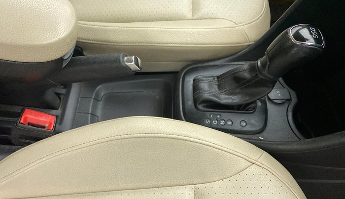 2018 Skoda Rapid STYLE 1.5 TDI AT, Diesel, Automatic, 71,875 km, Gear Lever