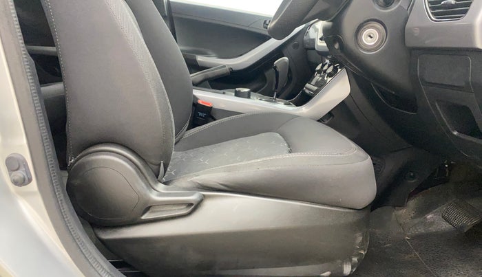 2021 Tata NEXON XMA SUNROOF PETROL, Petrol, Automatic, 38,695 km, Driver Side Adjustment Panel