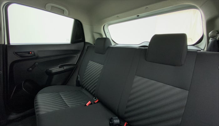 2020 Maruti Swift LXI D, Petrol, Manual, 4,556 km, Right Side Rear Door Cabin