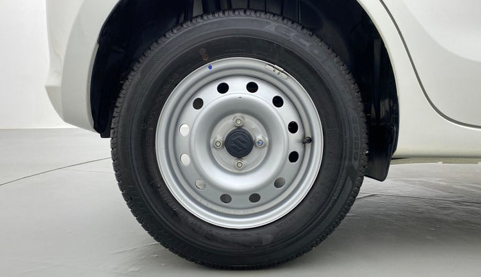 2020 Maruti Swift LXI D, Petrol, Manual, 4,556 km, Right Rear Wheel