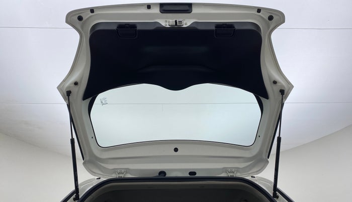 2020 Maruti Swift LXI D, Petrol, Manual, 4,556 km, Boot Door Open