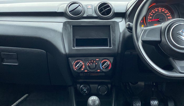 2020 Maruti Swift LXI D, Petrol, Manual, 4,556 km, Air Conditioner
