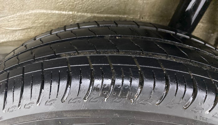 2021 Maruti S PRESSO VXI CNG, CNG, Manual, 34,519 km, Left Rear Tyre Tread