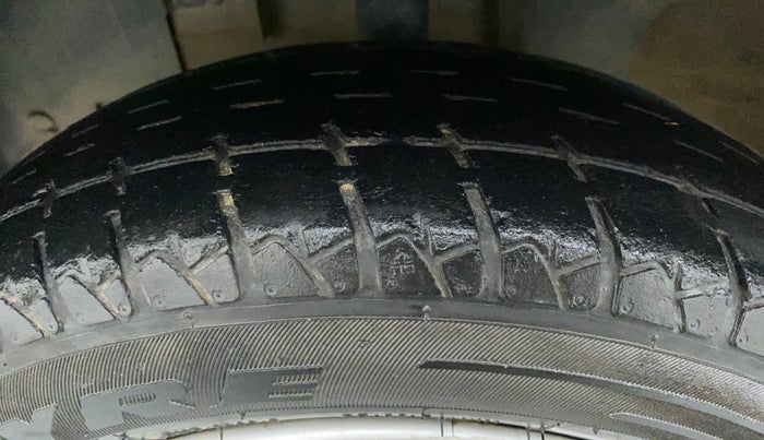 2018 Renault Kwid 1.0 RXT, Petrol, Manual, 45,960 km, Left Front Tyre Tread