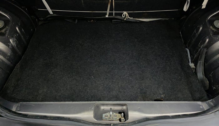 2018 Renault Kwid 1.0 RXT, Petrol, Manual, 45,960 km, Boot Inside