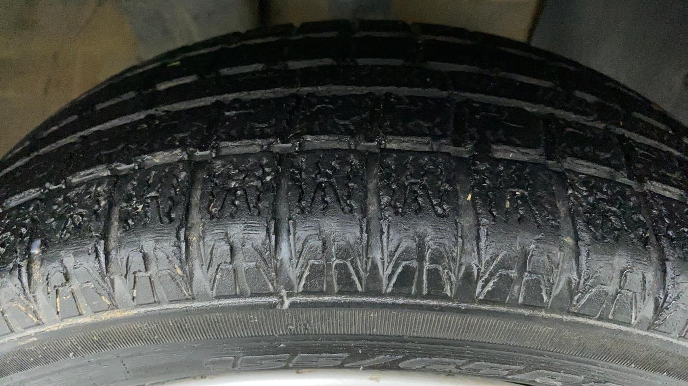 2018 Renault Kwid 1.0 RXT, Petrol, Manual, 45,960 km, Right Front Tyre Tread