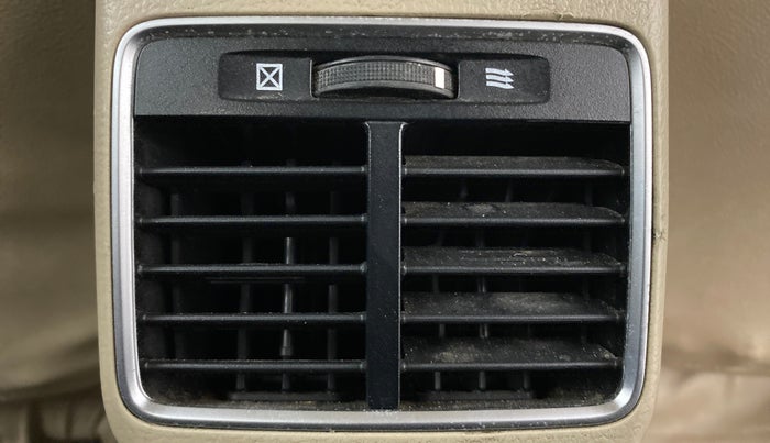 2016 Maruti Ciaz VDI+ SHVS, Diesel, Manual, 97,360 km, Rear AC Vents
