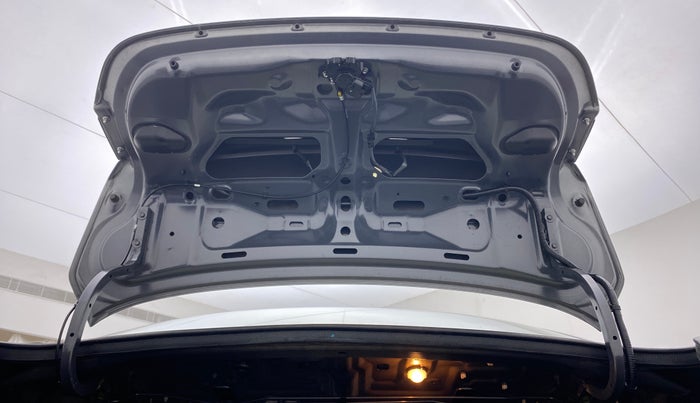 2016 Maruti Ciaz VDI+ SHVS, Diesel, Manual, 97,360 km, Boot Door Open