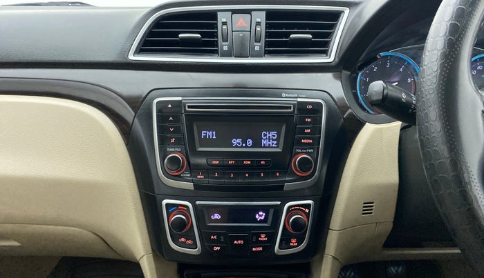2016 Maruti Ciaz VDI+ SHVS, Diesel, Manual, 97,360 km, Air Conditioner