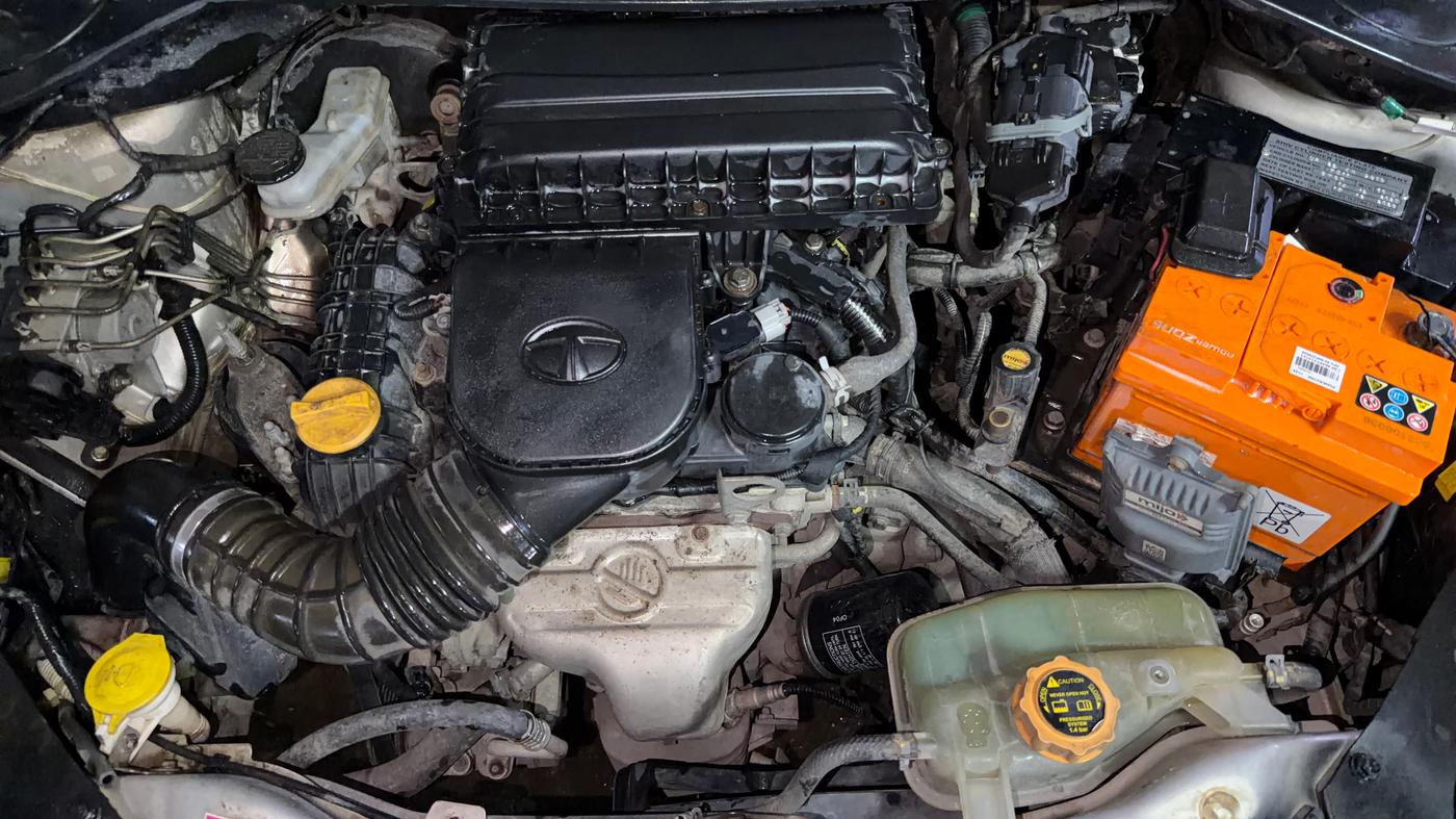 2019 Tata Tiago XT PETROL, CNG, Manual, 89,491 km, Engine View