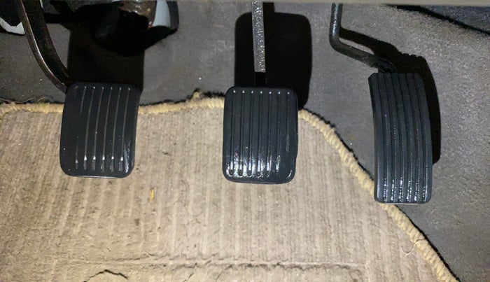 2014 Hyundai i10 MAGNA 1.1, CNG, Manual, 66,610 km, Pedals