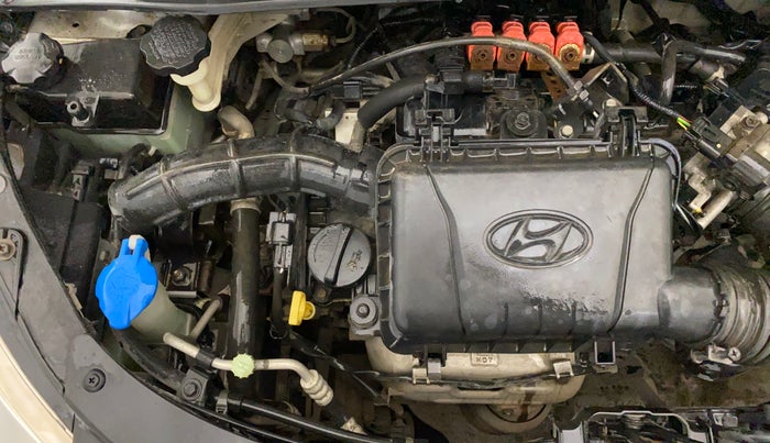 2014 Hyundai i10 MAGNA 1.1, CNG, Manual, 66,610 km, Engine View - Right