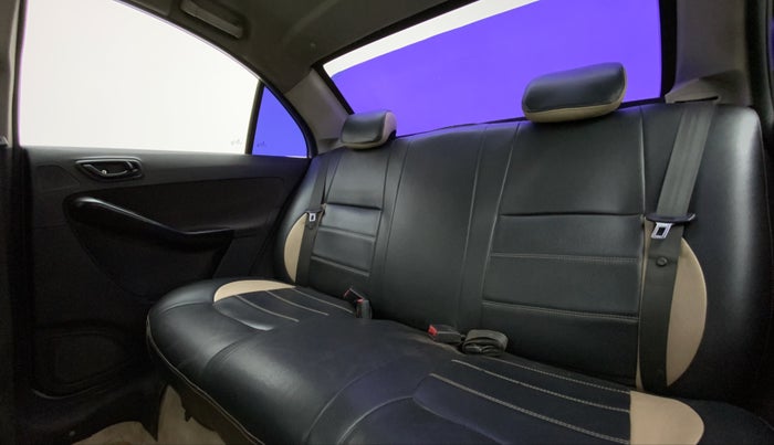 2015 Tata Zest XM PETROL, Petrol, Manual, 71,705 km, Right Side Rear Door Cabin