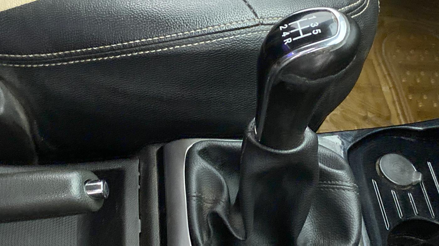 2015 Tata Zest XM PETROL, Petrol, Manual, 71,705 km, Gear Lever