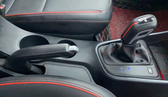 2022 Hyundai NEW I20 N LINE N8 1.0 TURBO GDI DCT DUAL TONE, Petrol, Automatic, 10,843 km, Gear Lever