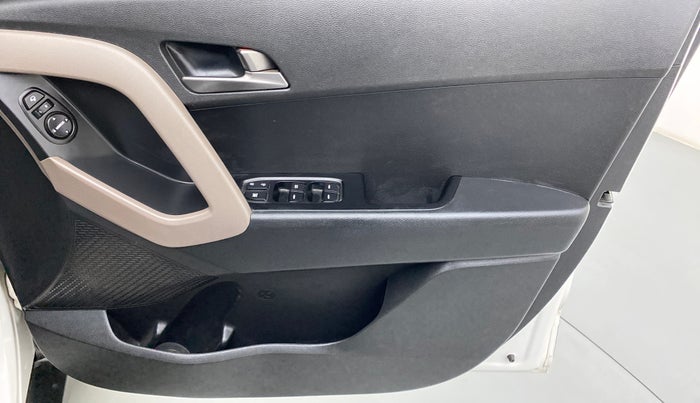 2016 Hyundai Creta 1.6 SX PLUS AUTO PETROL, Petrol, Automatic, 40,340 km, Driver Side Door Panels Control