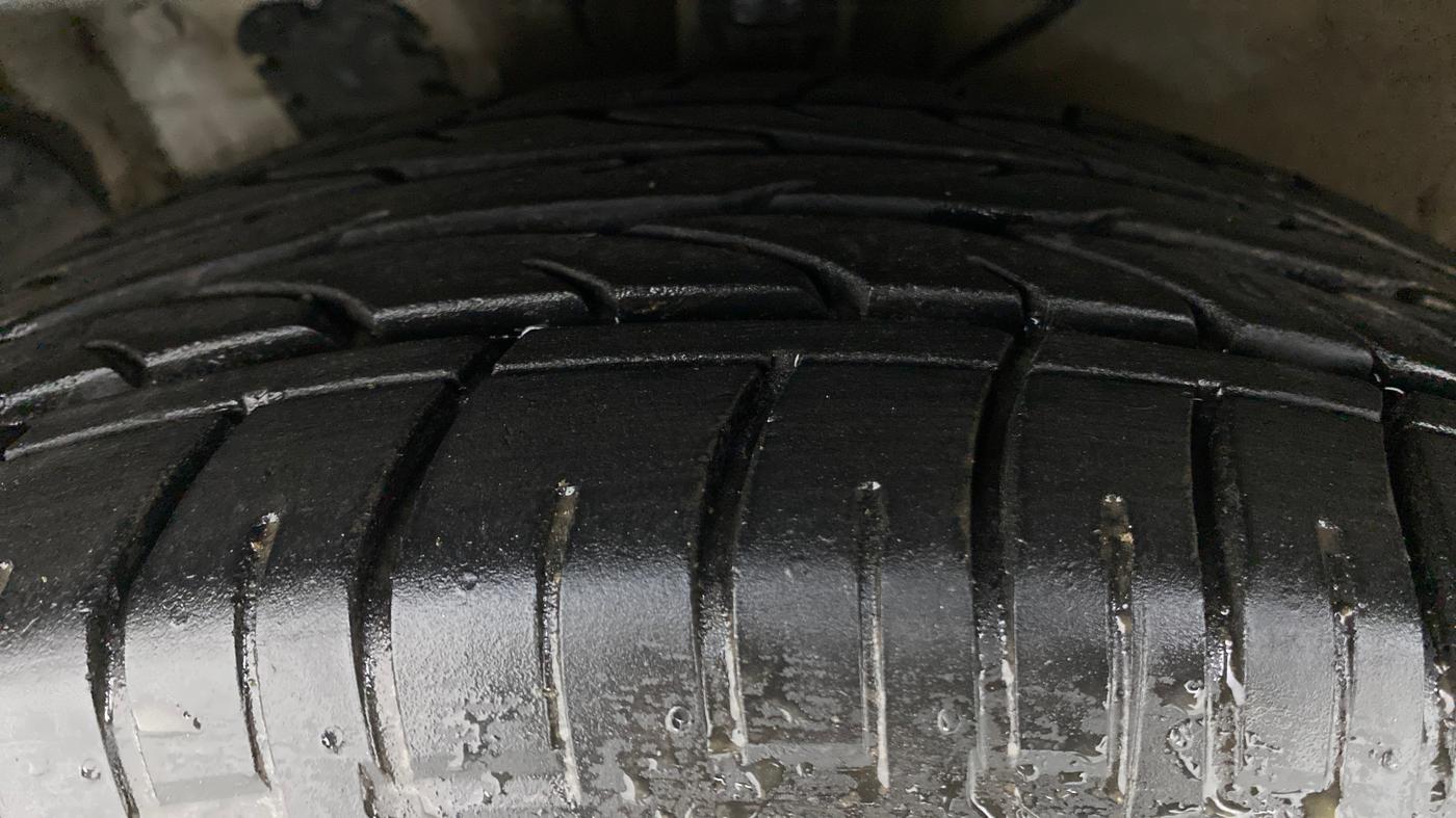 2016 Hyundai Creta 1.6 SX PLUS AUTO PETROL, Petrol, Automatic, 40,340 km, Left Front Tyre Tread