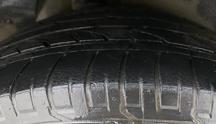 2016 Hyundai Creta 1.6 SX PLUS AUTO PETROL, Petrol, Automatic, 40,340 km, Right Rear Tyre Tread