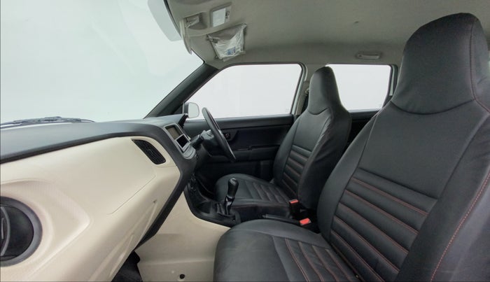 2021 Maruti New Wagon-R LXI 1.0, Petrol, Manual, 36,279 km, Right Side Front Door Cabin