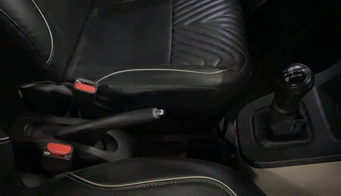 2019 Maruti New Wagon-R VXI 1.2, Petrol, Manual, 41,108 km, Gear Lever