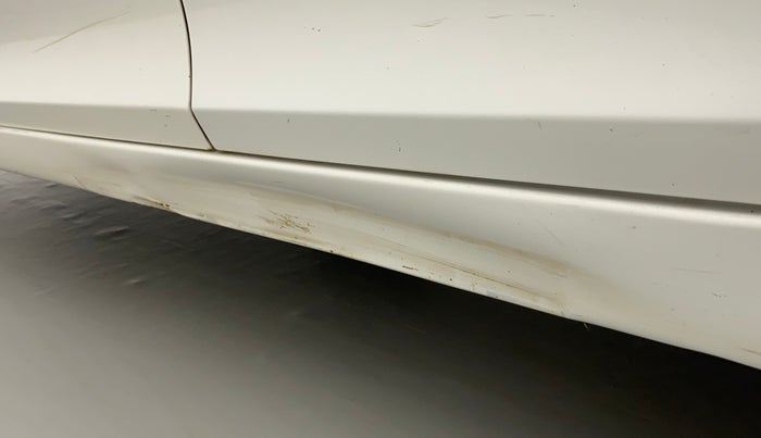 2017 Hyundai Eon ERA +, Petrol, Manual, 74,366 km, Left running board - Slightly dented