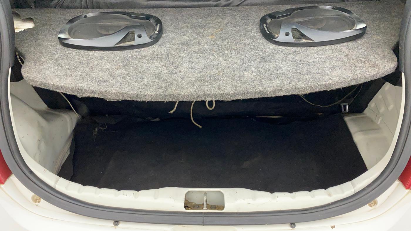 2017 Hyundai Eon ERA +, Petrol, Manual, 74,366 km, Boot Inside