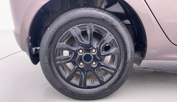 2017 Tata Tiago XZA 1.2 REVOTRON, Petrol, Automatic, 73,416 km, Right Rear Wheel