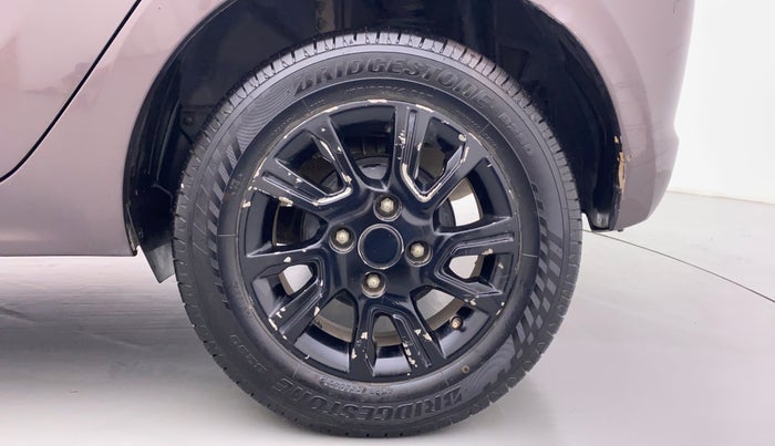2017 Tata Tiago XZA 1.2 REVOTRON, Petrol, Automatic, 73,416 km, Left Rear Wheel