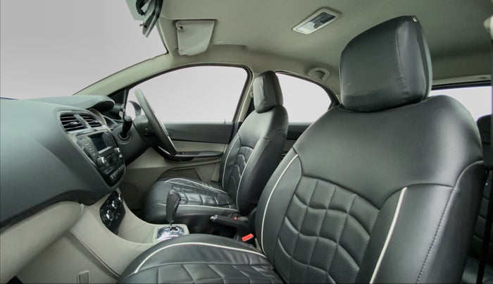 2017 Tata Tiago XZA 1.2 REVOTRON, Petrol, Automatic, 73,416 km, Right Side Front Door Cabin