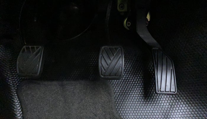2013 Maruti Ritz VXI, Petrol, Manual, 26,985 km, Pedals