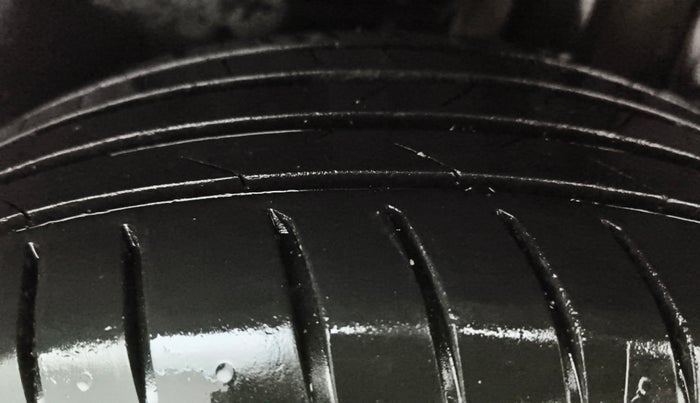 2018 Maruti Dzire ZXI, Petrol, Manual, 1,20,493 km, Left Rear Tyre Tread