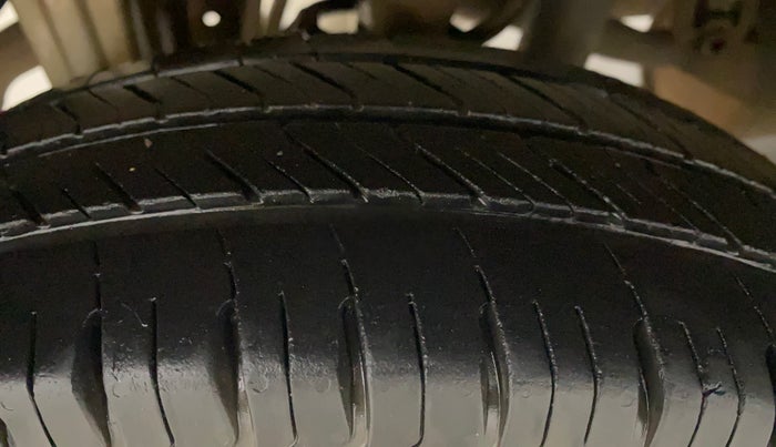 2018 Maruti Alto 800 LXI, Petrol, Manual, 48,800 km, Right Rear Tyre Tread