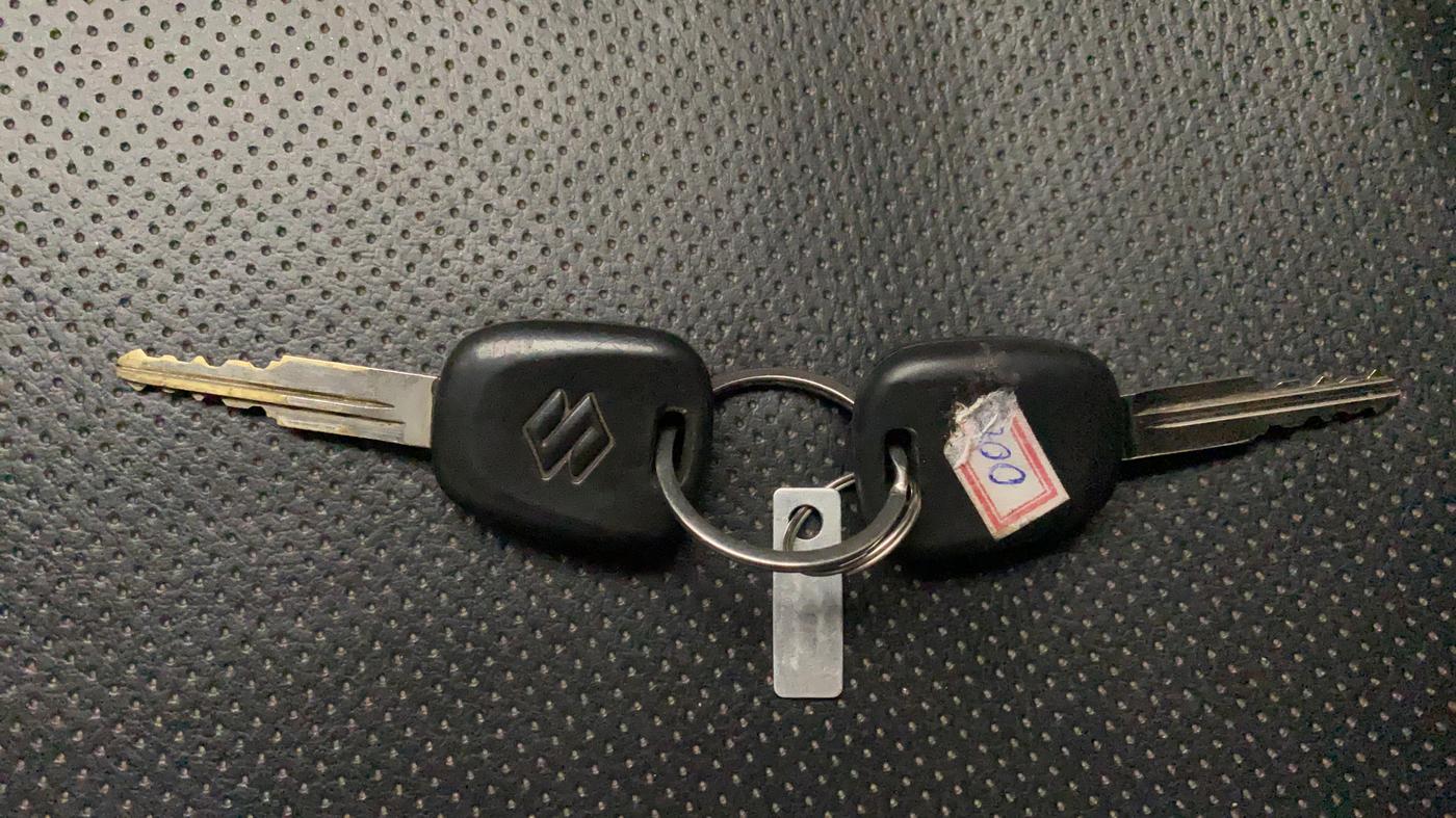 2018 Maruti Alto 800 LXI, Petrol, Manual, 48,800 km, Key Close Up