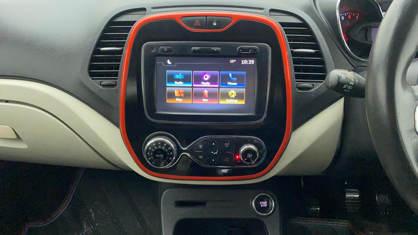 2018 Renault Captur RXT PETROL, Petrol, Manual, 35,829 km, Air Conditioner