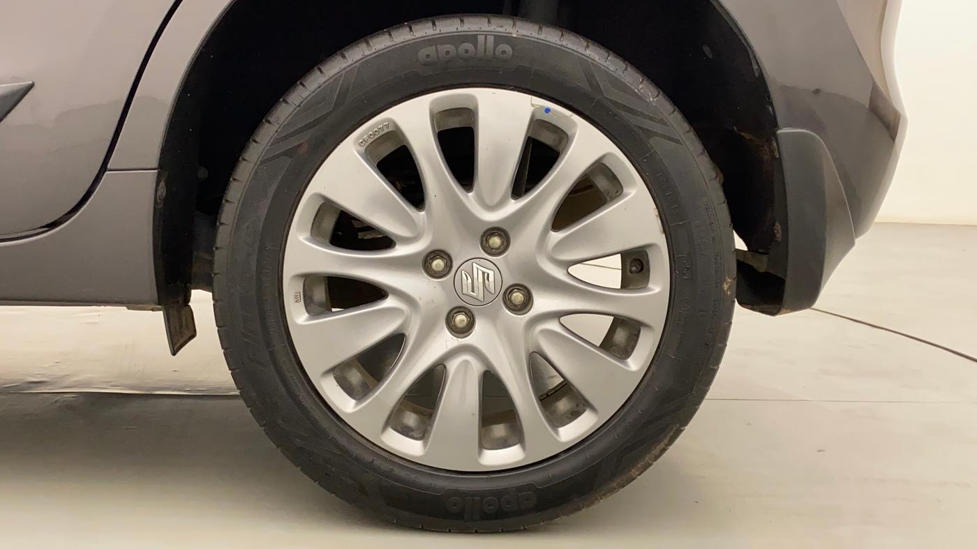 2017 Maruti Baleno ZETA PETROL 1.2, Petrol, Manual, 75,431 km, Left Rear Wheel
