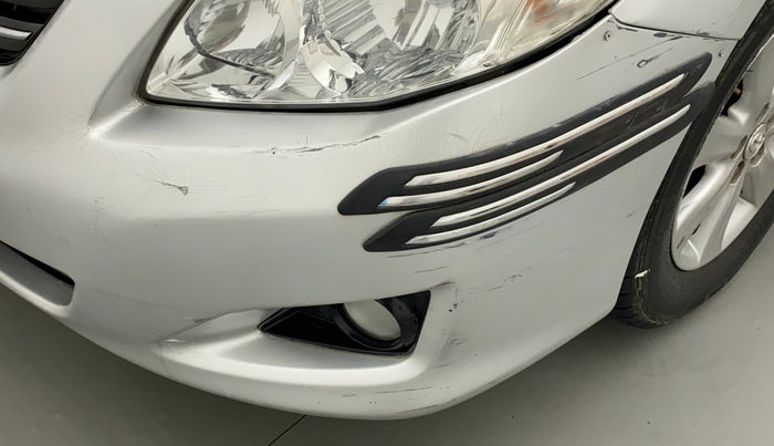 2010 Toyota Corolla Altis G PETROL, Petrol, Manual, 70,184 km, Front bumper - Paint has minor damage