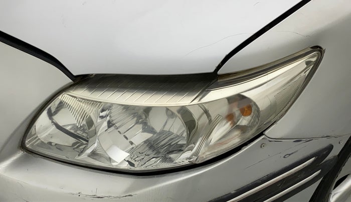 2010 Toyota Corolla Altis G PETROL, Petrol, Manual, 70,184 km, Left headlight - Minor damage