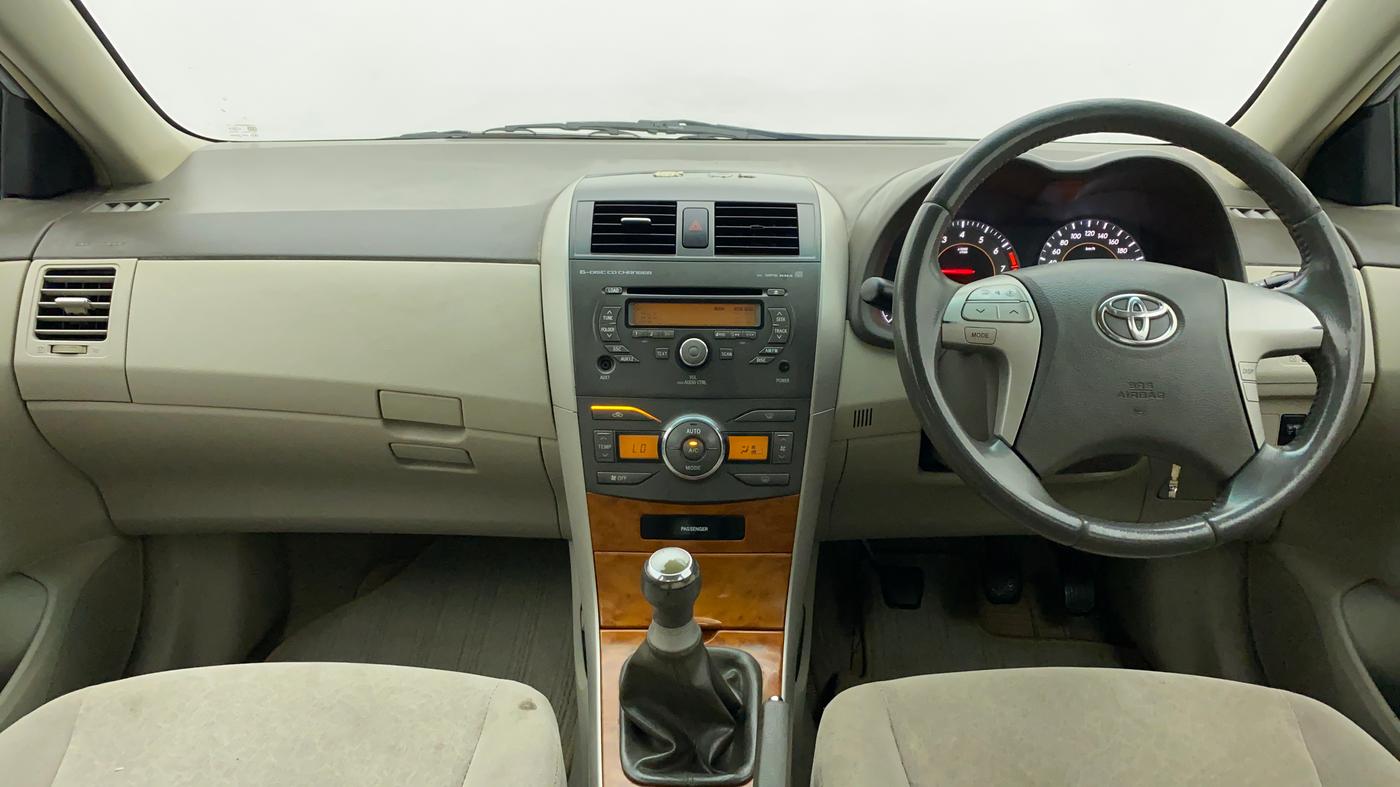 2010 Toyota Corolla Altis G PETROL, Petrol, Manual, 70,184 km, Dashboard
